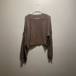 Cropped lightweight sweater